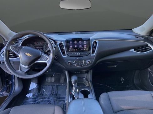Used 2022 Chevrolet Malibu LT image 5