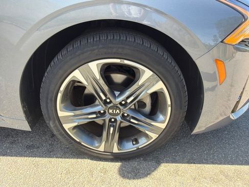 Used 2021 Kia K5 EX w/ EX Premium Package FWD image 12