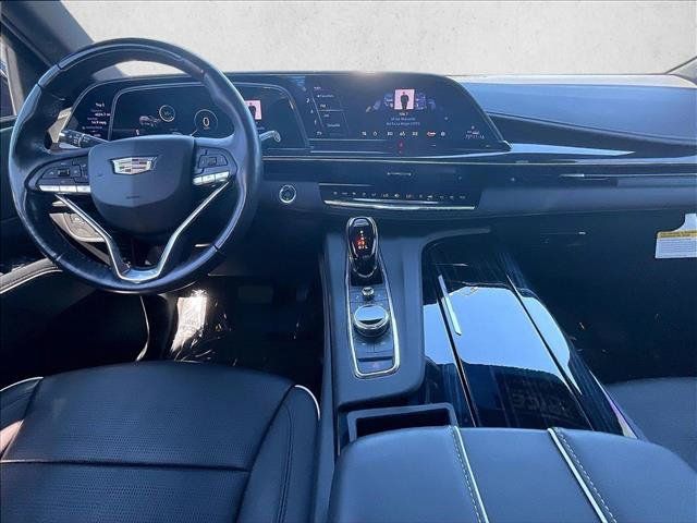 Used 2023 Cadillac Escalade Sport AWD/4WD image 16