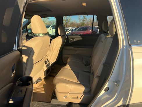Used 2019 Honda Pilot EX-L image 19