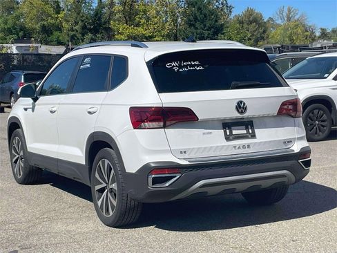 Used 2023 Volkswagen Taos SE image 8