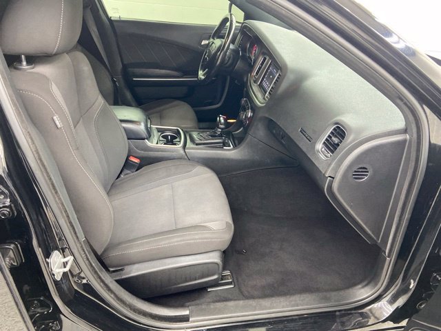 Used 2022 Dodge Charger SXT RWD image 21