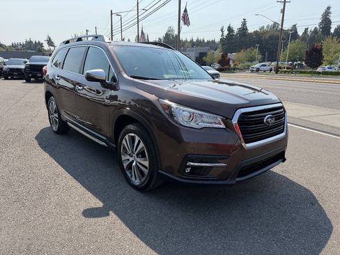 Used 2019 Subaru Ascent Touring w/ Popular Package #3 AWD/4WD image 13