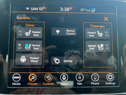 Used 2021 Jeep Grand Cherokee Limited w/ Quick Order Package 28K 80th AWD/4WD image 34