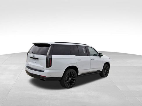 New 2026 Cadillac Escalade Platinum Sport w/ LPO, ONYX Package AWD/4WD image 4