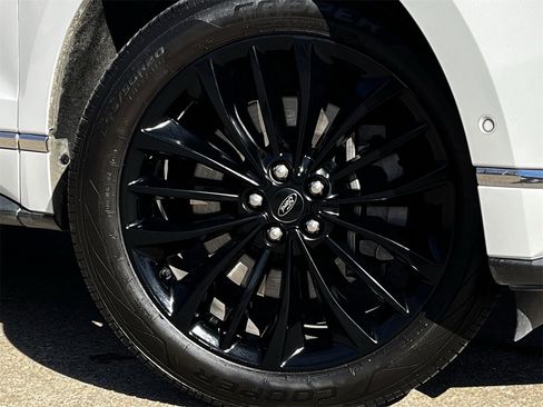 Used 2021 Ford Edge Titanium w/ Equipment Group 301A image 29