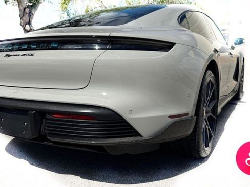 Used 2023 Porsche Taycan GTS image 17