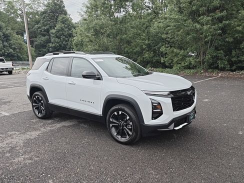 Certified 2026 Chevrolet Equinox RS AWD/4WD image 7