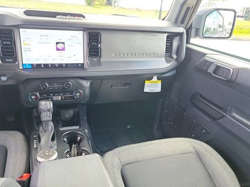 Certified 2025 Ford Bronco Big Bend AWD/4WD image 14