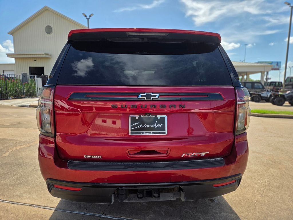 Used 2023 Chevrolet Suburban RST RWD image 6