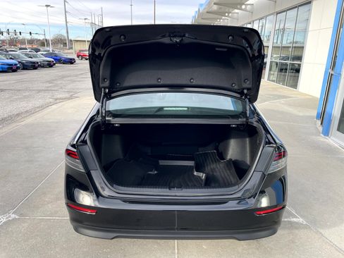 Certified 2023 Honda Accord Sport image 8