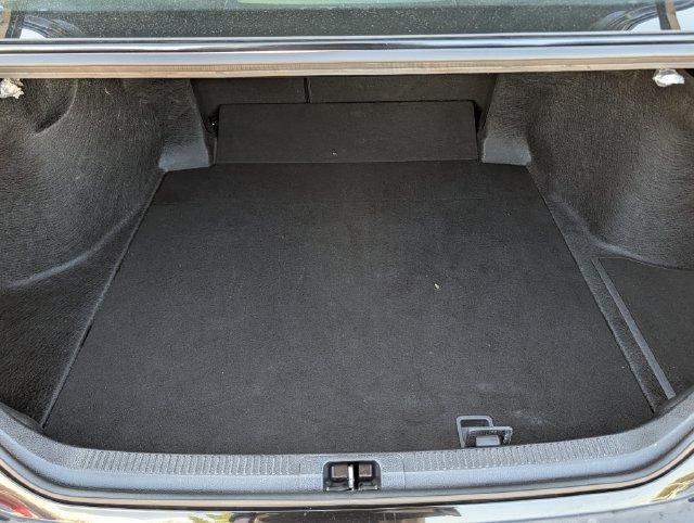 Used 2025 Toyota Camry SE FWD image 28