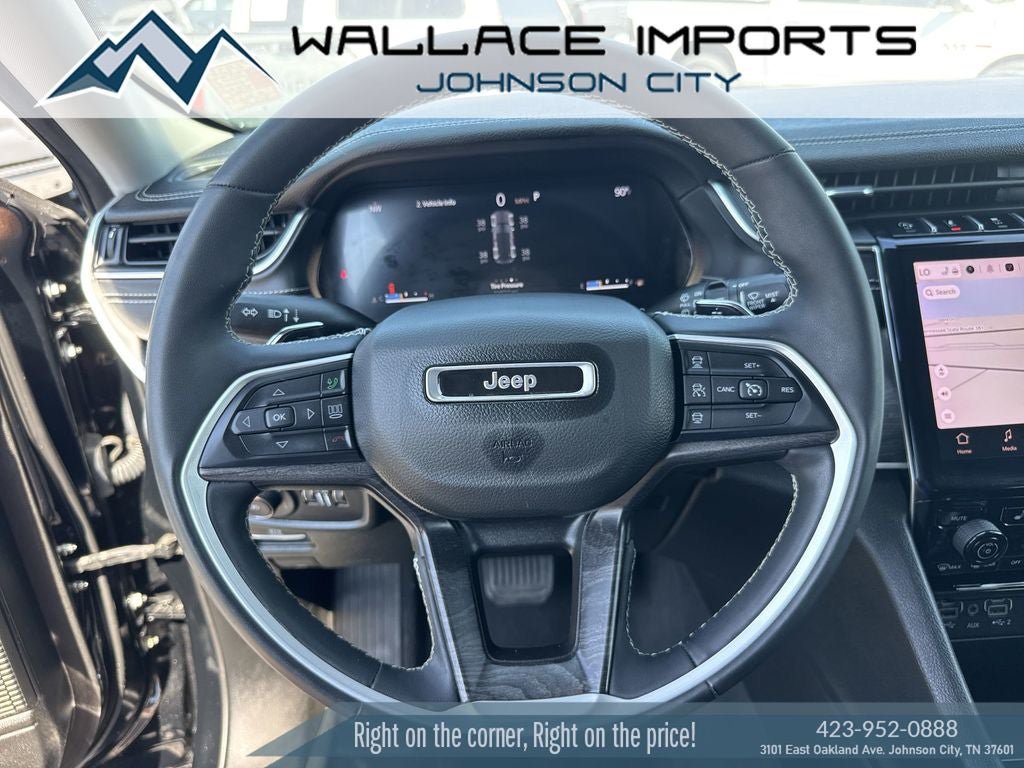 Used 2023 Jeep Grand Cherokee Limited AWD/4WD image 29