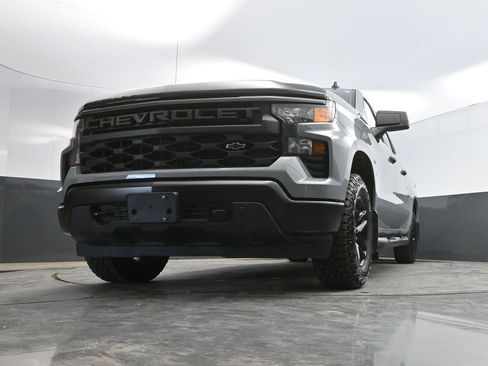 Used 2024 Chevrolet Silverado 1500 W/T w/ WT Value Package AWD/4WD image 33