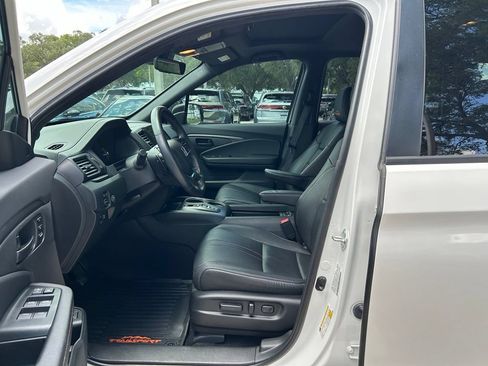 Used 2023 Honda Passport TrailSport image 15