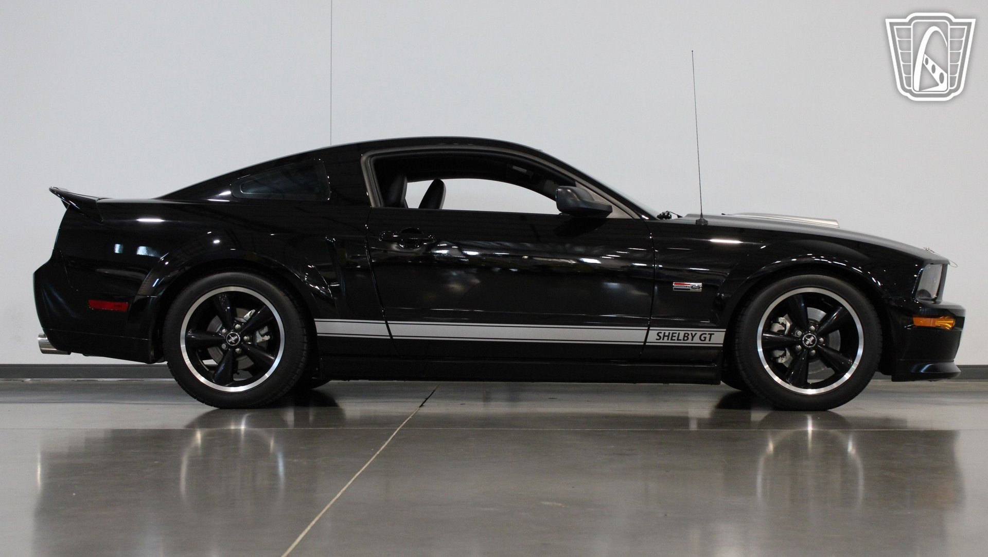 Used 2007 Ford Mustang GT RWD image 33
