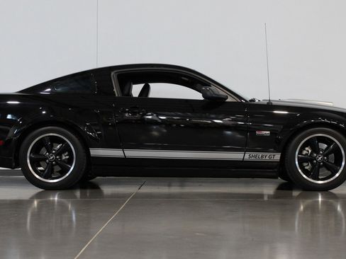 Used 2007 Ford Mustang GT RWD image 33