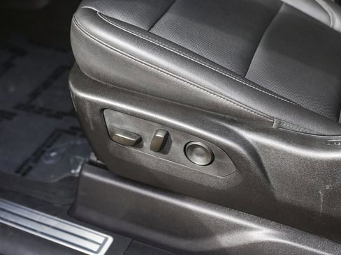 Used 2025 Chevrolet Silverado 2500 LTZ image 11