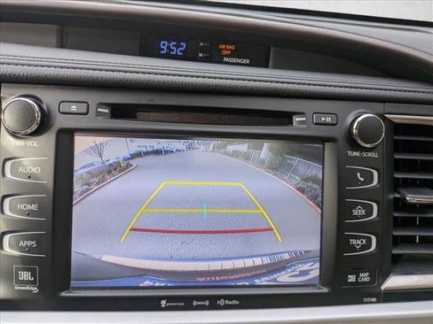 Used 2018 Toyota Highlander Limited image 15