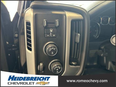 Used 2019 GMC Sierra 1500 SLE w/ SLE Value Package AWD/4WD image 30