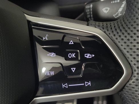 Used 2024 Volkswagen Tiguan SE R-Line FWD image 28