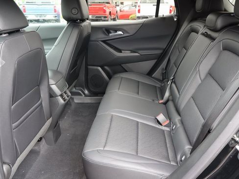 New 2026 Chevrolet Equinox LT w/ Convenience Package II image 23