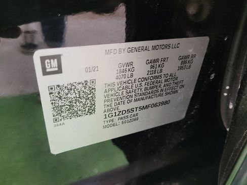 Used 2021 Chevrolet Malibu LT FWD image 33