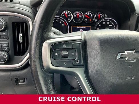 Used 2021 Chevrolet Silverado 1500 LT Trail Boss w/ Convenience Package II AWD/4WD image 11