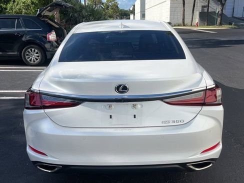 Used 2025 Lexus ES 350 w/ Premium Package FWD image 8