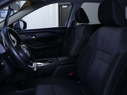 Used 2024 Nissan Rogue SV image 13