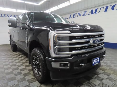 Used 2024 Ford F250 Platinum image 3