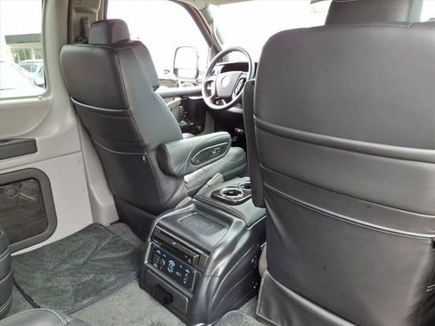 New 2026 GMC Savana 2500 w/ Driver Convenience Package image 15