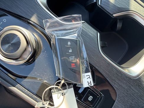 New 2026 Lexus RZ 350e 2WD image 27