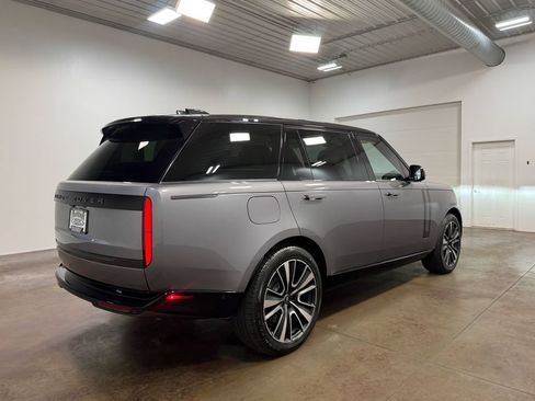 Used 2025 Land Rover Range Rover Long Wheelbase Autobiography AWD/4WD image 33