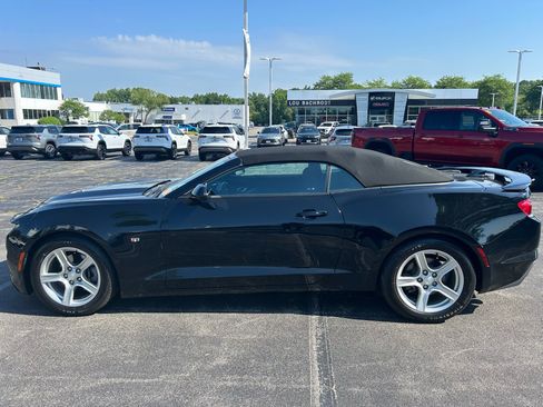 Used 2020 Chevrolet Camaro LT RWD image 8