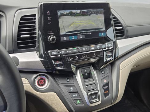 Used 2024 Honda Odyssey EX-L image 21