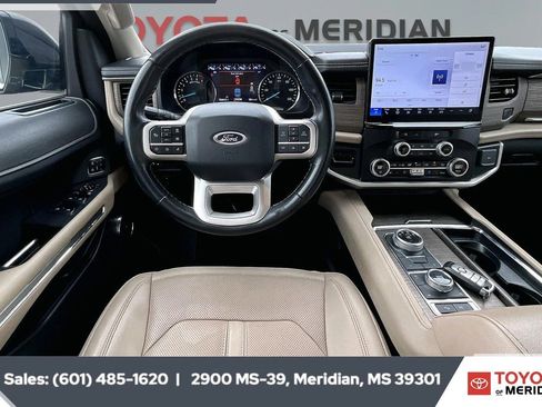Used 2024 Ford Expedition Limited AWD/4WD image 5