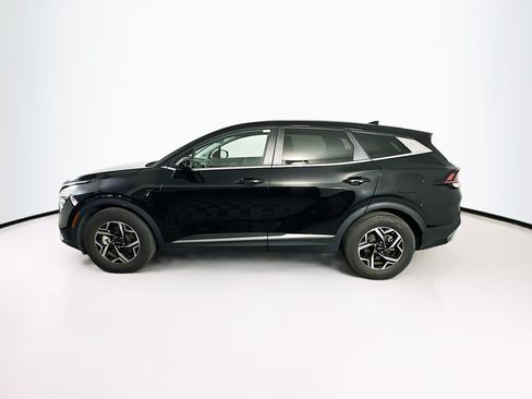 Used 2025 Kia Sportage LX FWD image 4