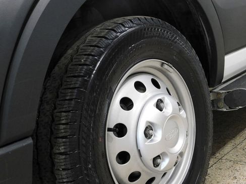 Used 2024 Ford Transit 250 Low Roof AWD w/ Exterior Upgrade Package image 24