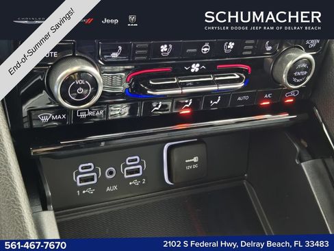 New 2025 Jeep Grand Cherokee L Summit w/ Obsidian Package AWD/4WD image 18