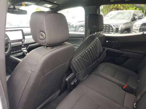 Used 2024 Chevrolet Colorado LT w/ LT Convenience Package image 11