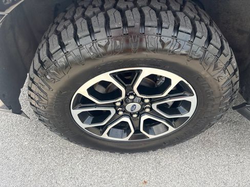 Used 2022 Ford Expedition Max XLT AWD/4WD image 10