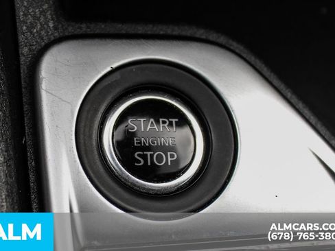 Used 2024 Nissan Sentra SV FWD image 27