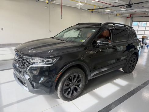 Used 2023 Kia Sorento SX Prestige image 1