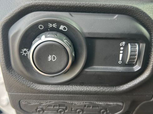 Used 2024 Jeep Wrangler Unlimited Sport AWD/4WD image 26