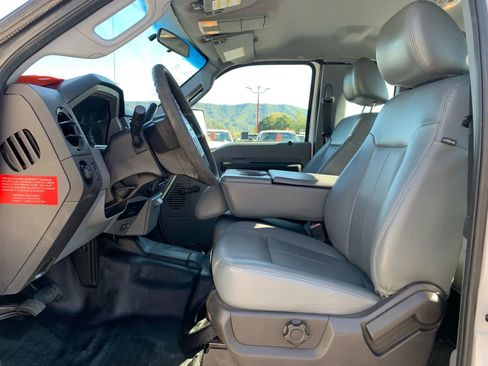 Used 2015 Ford F250 XL image 9