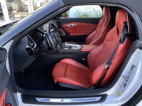 Certified 2022 BMW Z4 M40i w/ Premium Package image 14