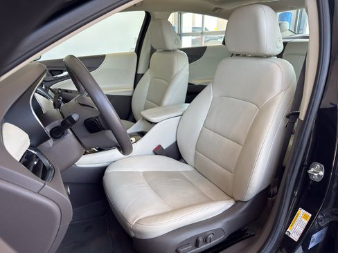 Used 2024 Chevrolet Malibu LT FWD image 13
