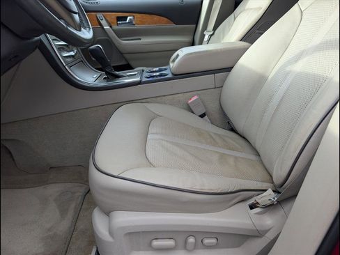 Used 2015 Lincoln MKX AWD w/ Equipment Group 102A image 5