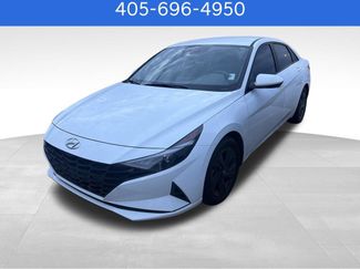 Used 2021 Hyundai Elantra Blue FWD video 1